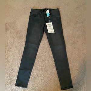 NWT - 1822 Denim - Kaydence Skinny Jean, Grey - 6